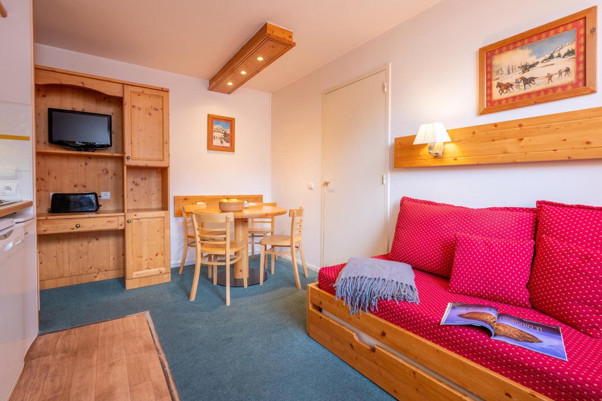 Residence Pierre & Vacances Le Peillon เมรีเบล ภายนอก รูปภาพ