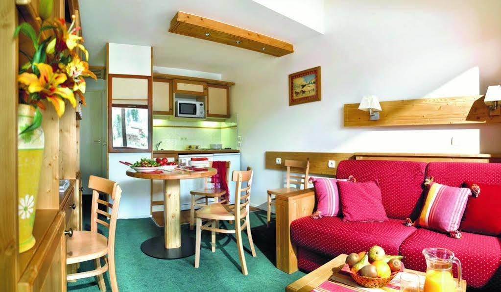 Residence Pierre & Vacances Le Peillon เมรีเบล ภายนอก รูปภาพ